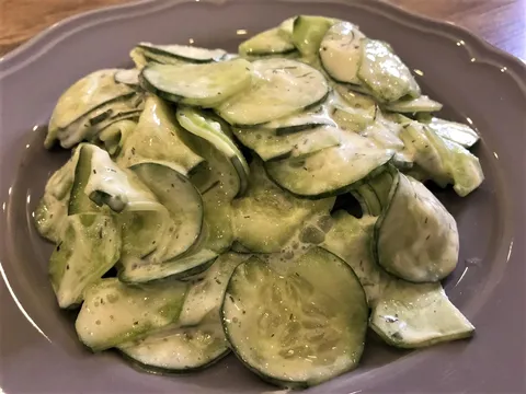 Gurkensalat (Njemačka salata sa krastavcima)  *Gluten free