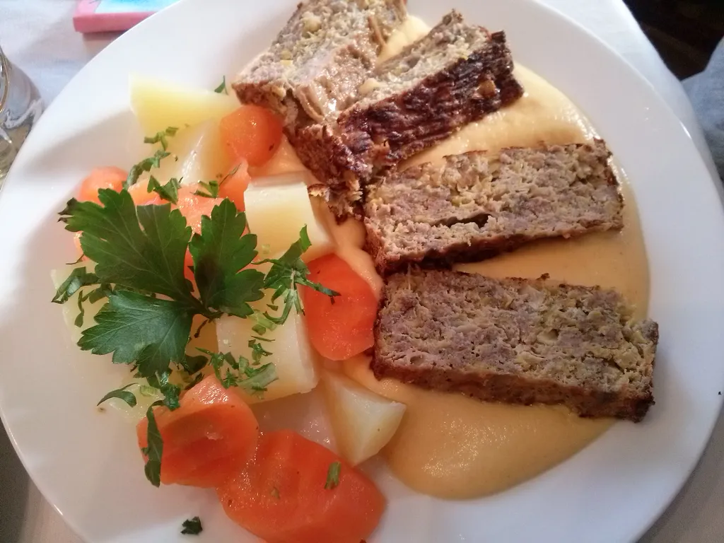 Nabujak od poriluka i mljevenog mesa - Mema