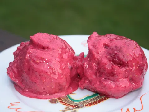 Top recept za najbrzi i naj ukusniji sorbet od malina
