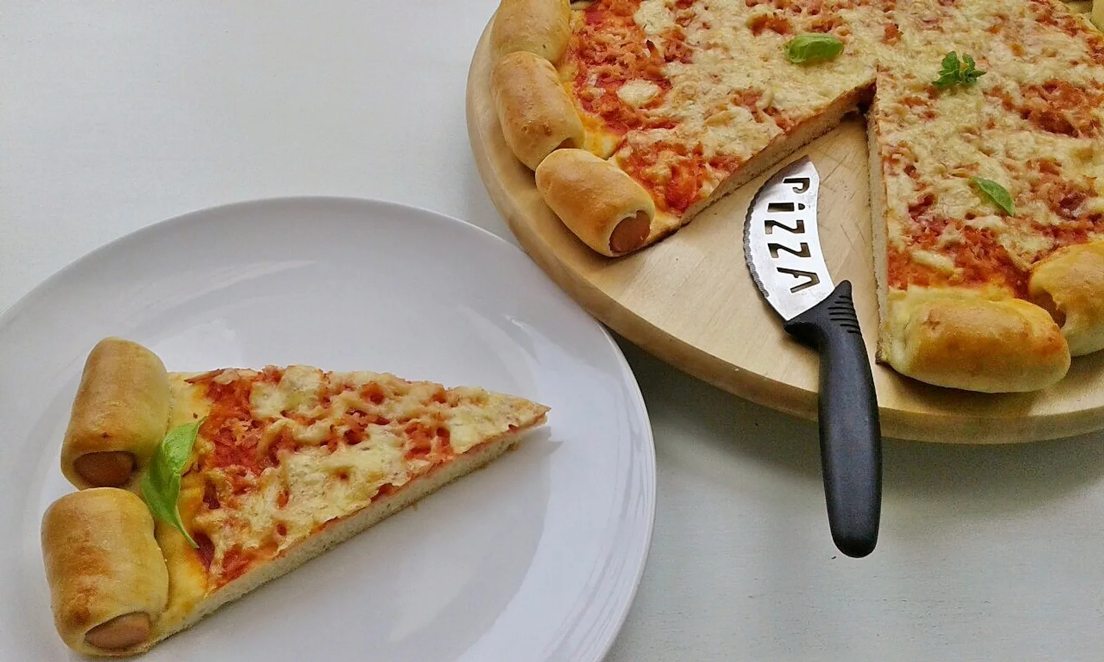 Pizza hot dog