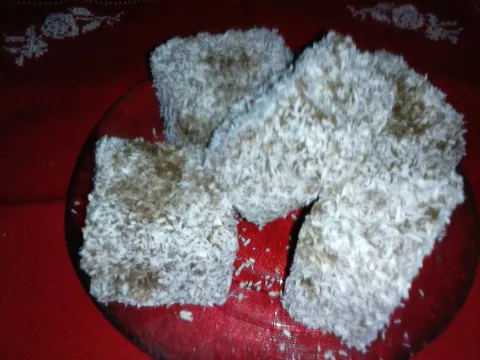 Bakin čupavi biskvit