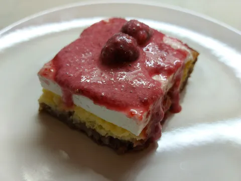 Koh od riže s višnjama
