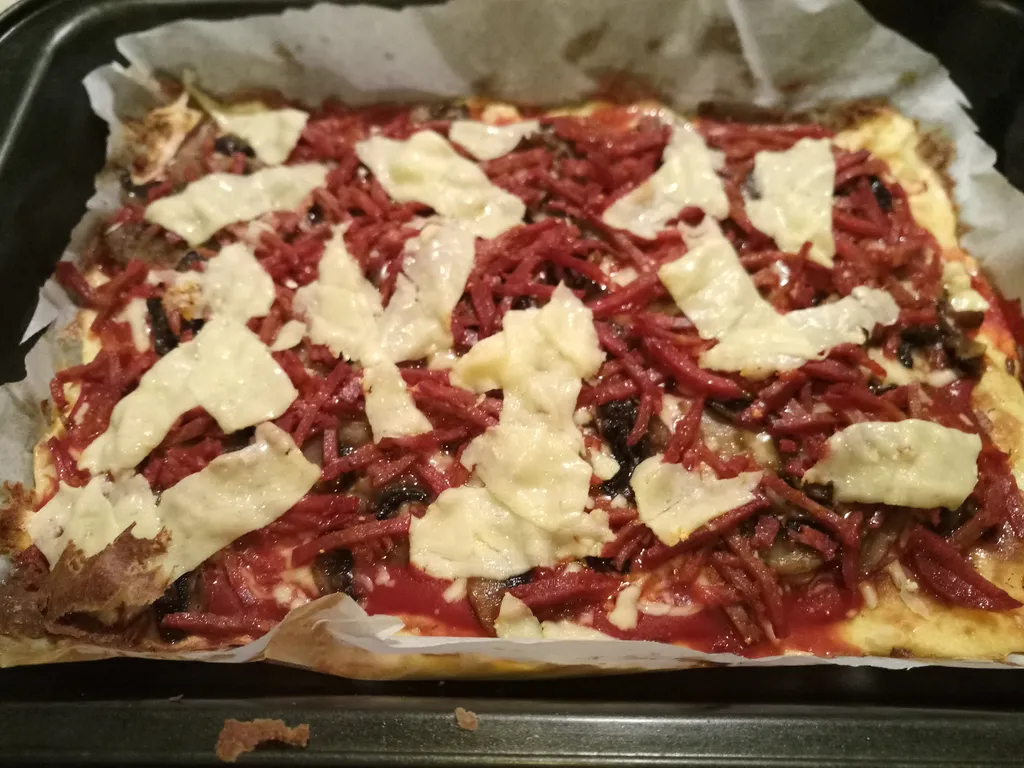 LCHF pizza