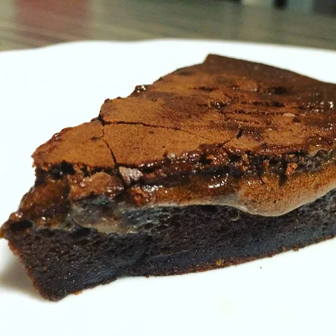 Socna cokoladna torta (bez brasna)