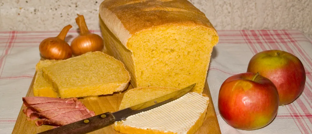 Kruh kukuruzni