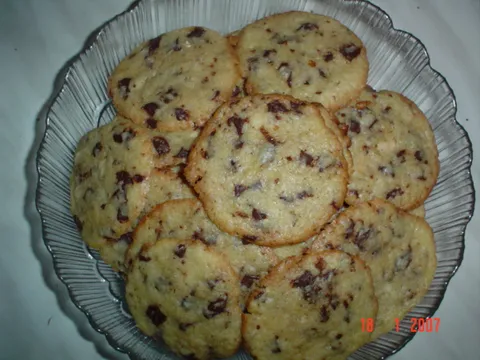 chocolate chip cookies