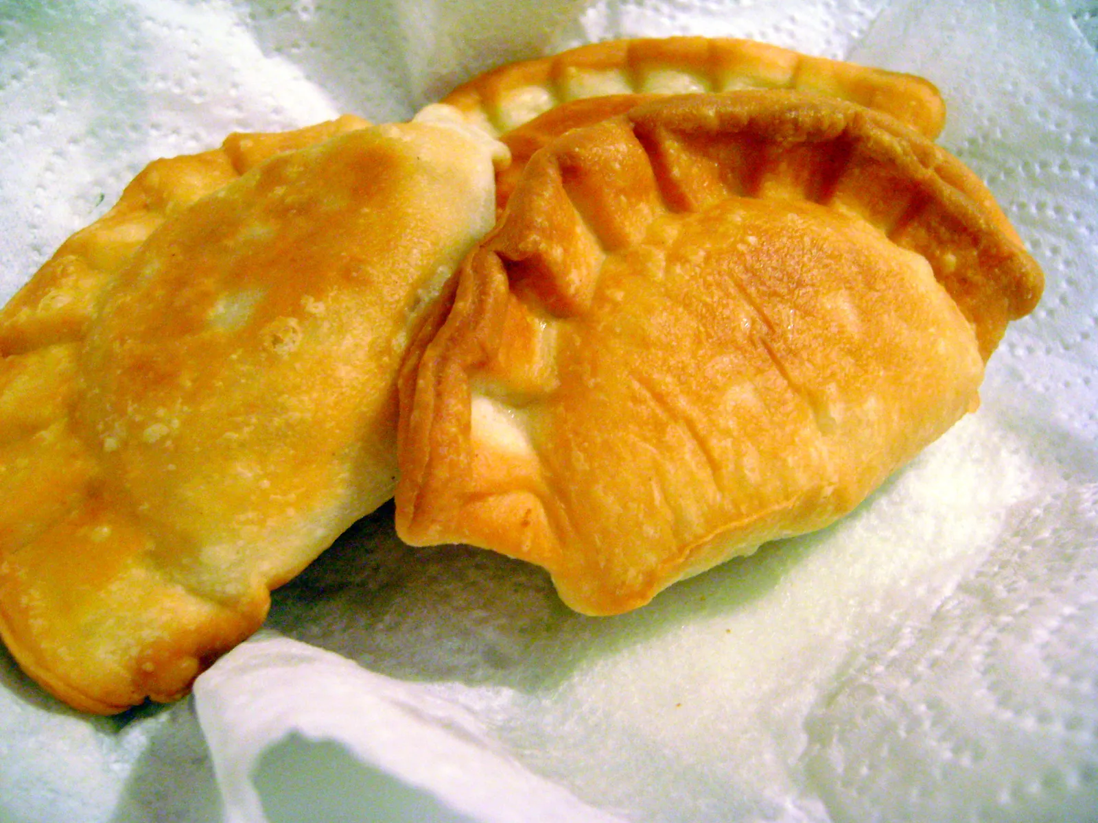 Curry puffs