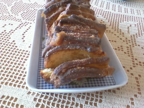 moj ''Cinnamon Sugar Pull-Apart Bread''