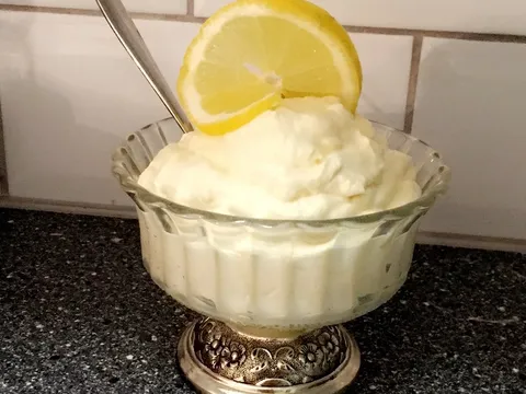 Limun mousse
