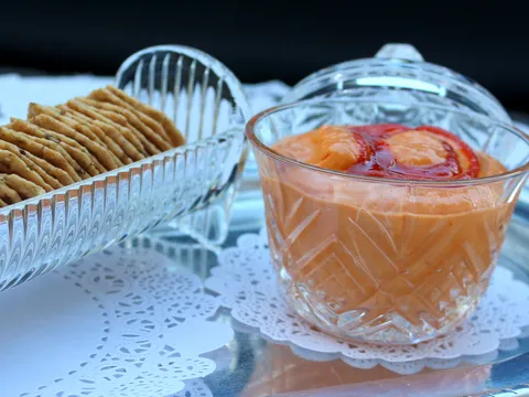 Pikantni humus