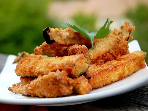Pomfrit od plavog patlidžana