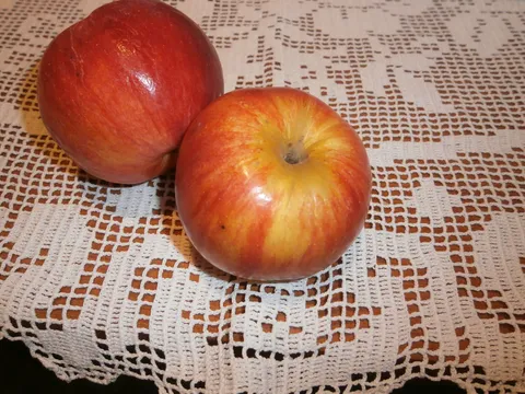 Riža ... jabuke... malo vanilije i cimeta...