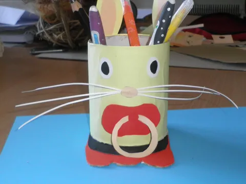 Čaša za olovke / mali zeko