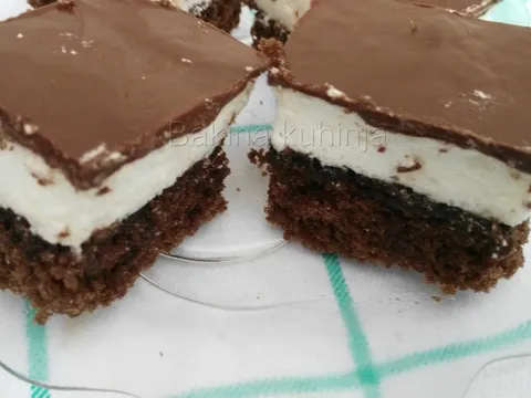 Mačmeloy kralj deserta