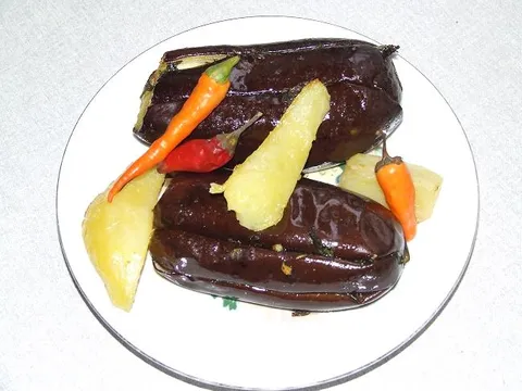 Nadeveni plavi patlidžan