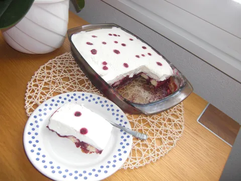 Tiramisu sa sumskim vocem