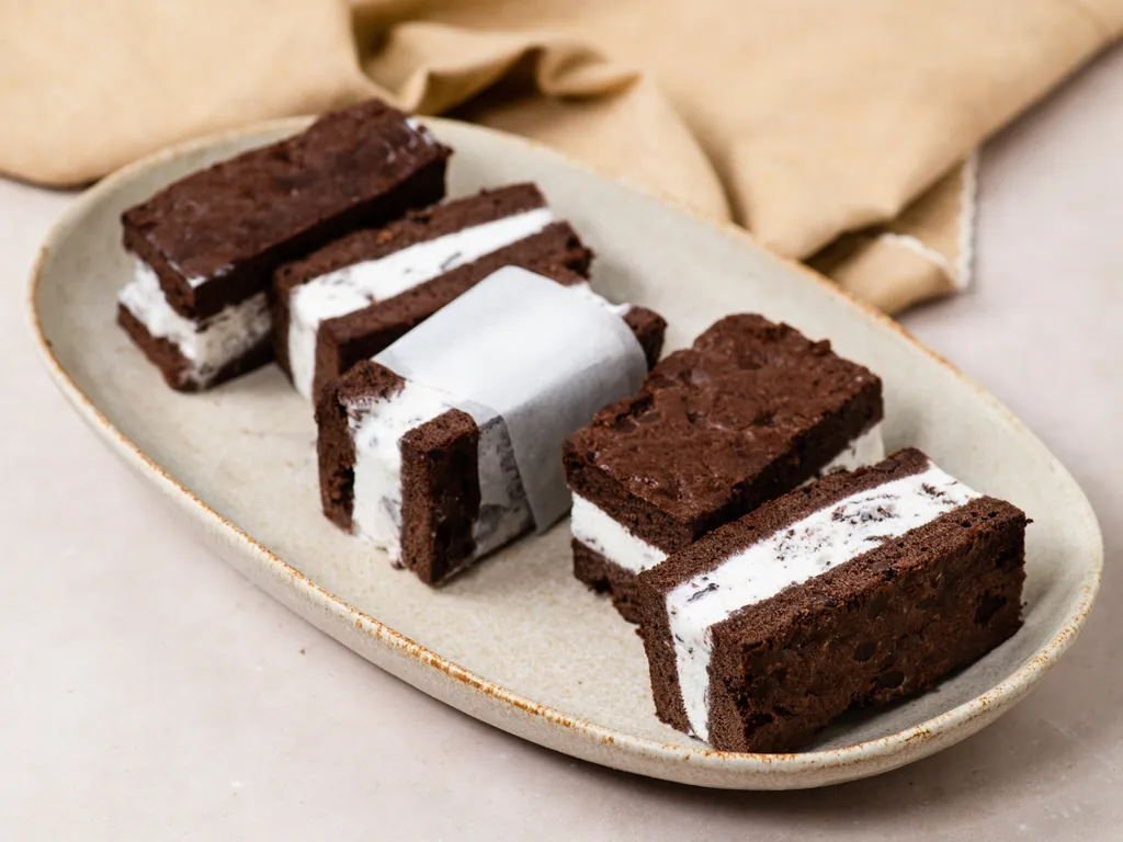 Brownies stracciatella sendvič