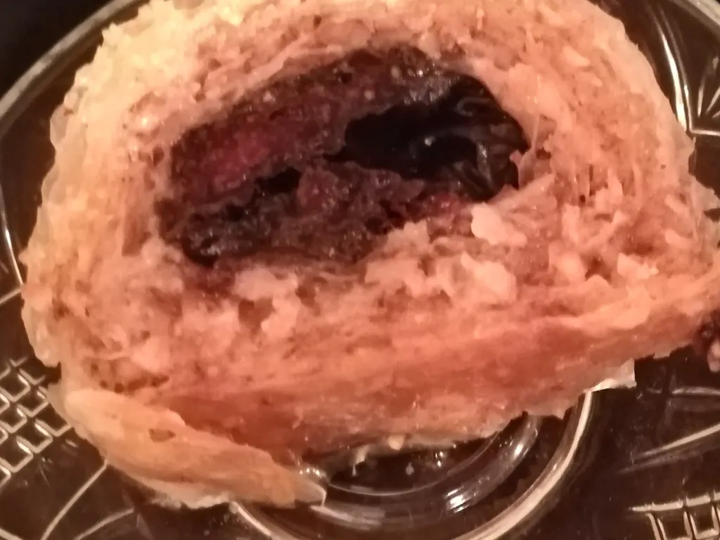 Baklava sa suvim šljivama