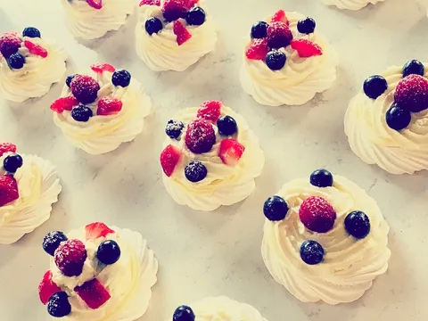 Mini Pavlova