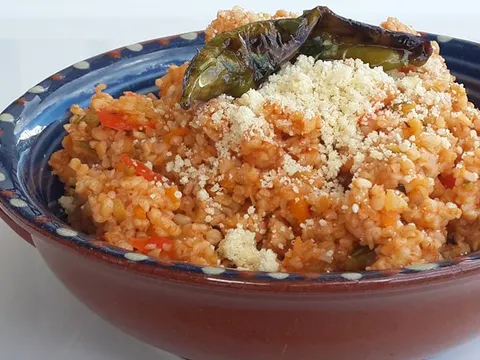 Bulgur pilav sa povrćem