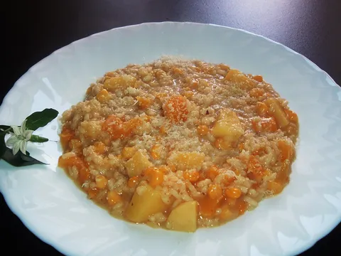Rizot sa krumpirom , paprikama i kukuruzom