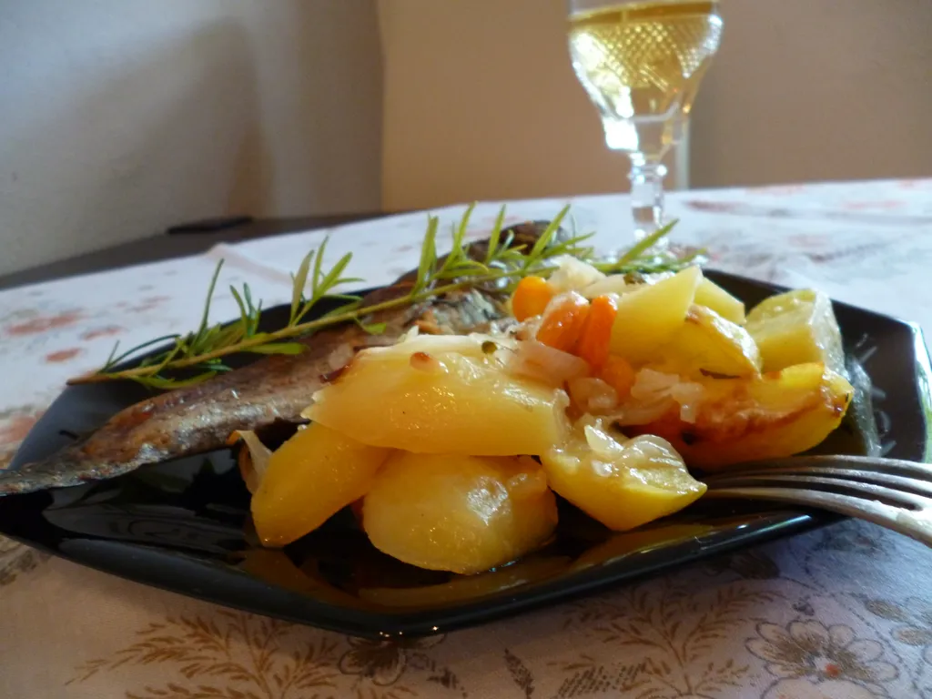 Pečena riba sa povrćem