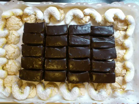 Jelačić ploške & Puding roščići & Kokos puslice