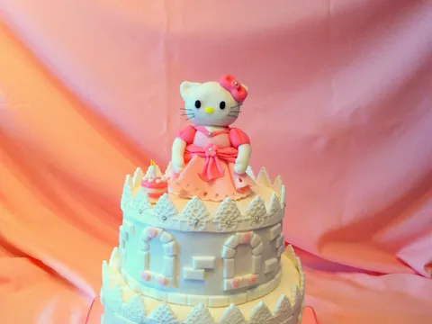 Hello Kitty princeza