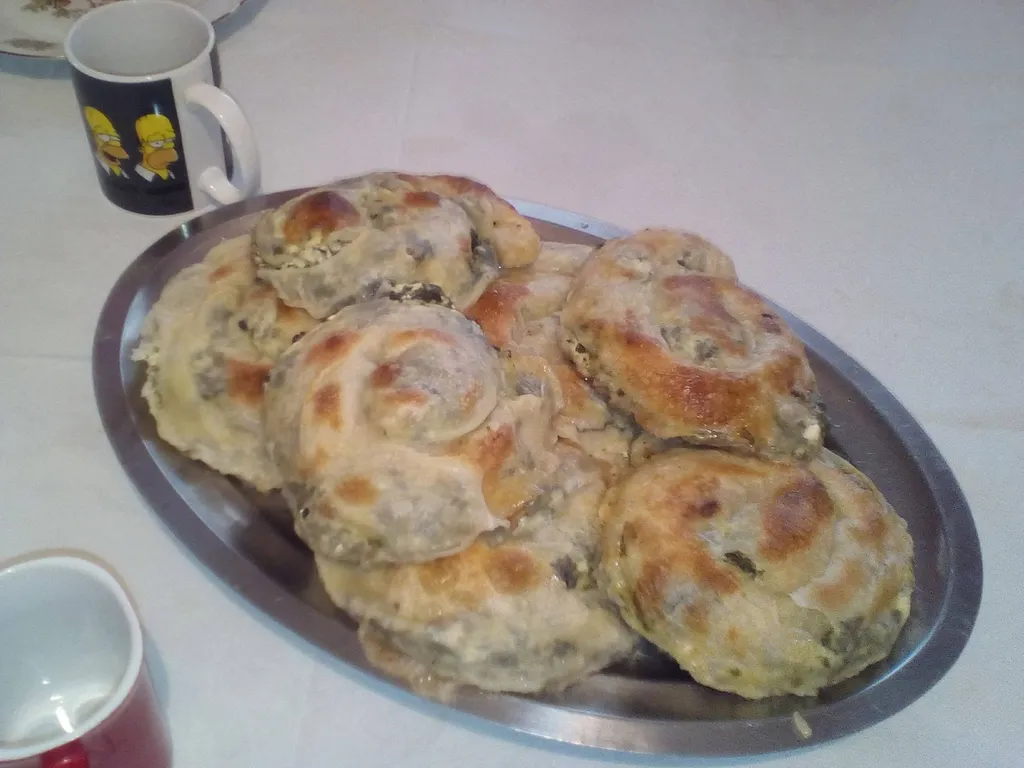 Domaći burek sa špinatom i sirom