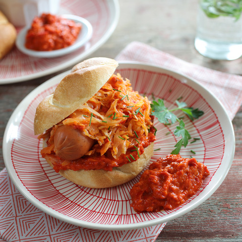 Kaiserburger mit Nürnbergern und Kraut