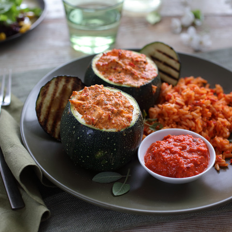 Zucchini-Kugeln mit  Ziegenfrischkäse-Füllung