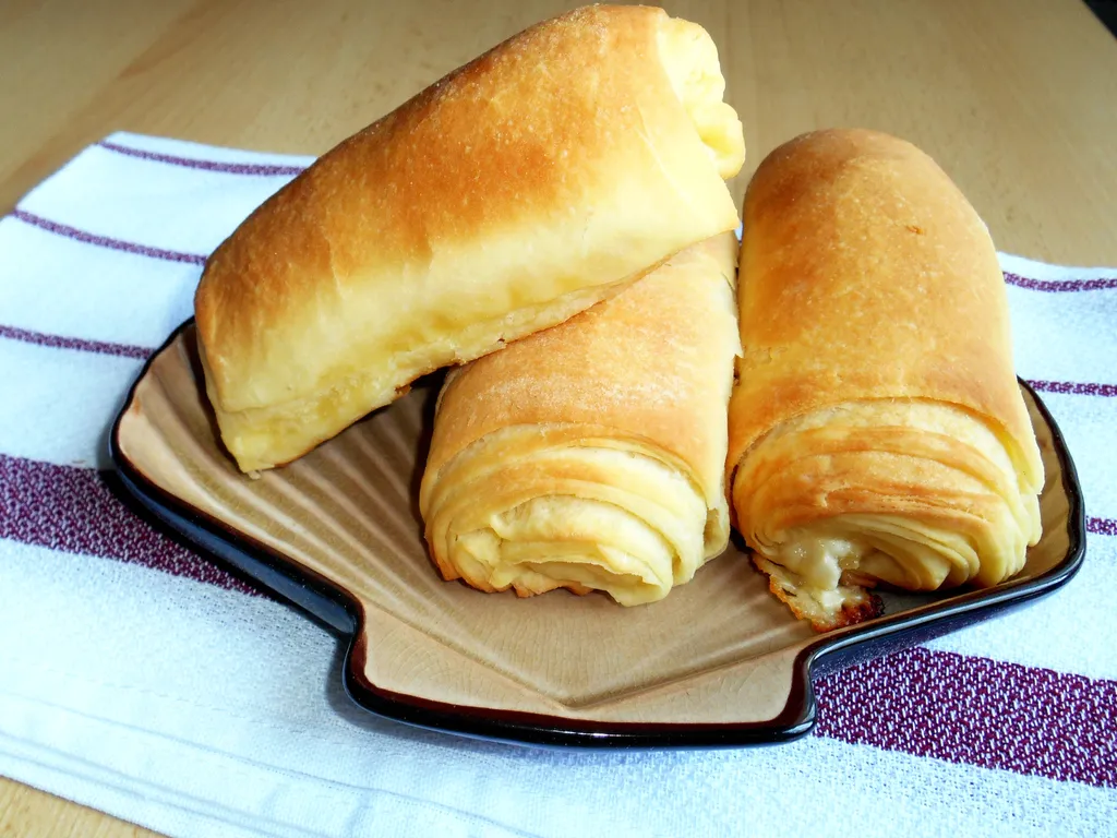ROLNICE SA ŠUNKOM I KAČKAVALJEM