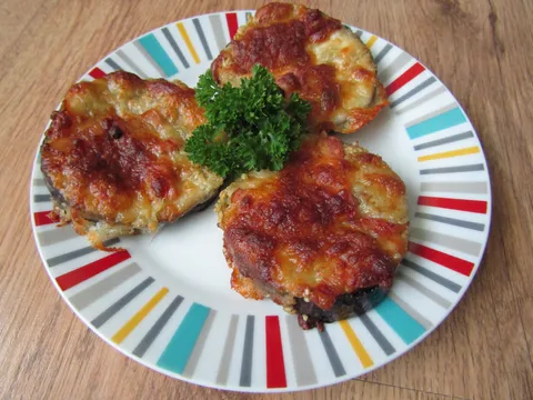 Patlidzan sa pestom i mozzarellom