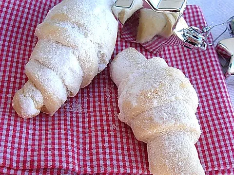 Kiflice sa vinom i susamom...Veca01
