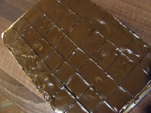 domaci After Eight