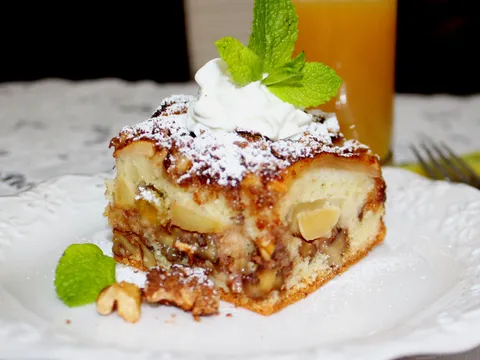 Passover Apple Cake