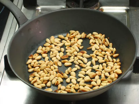 Pečenje pinjola