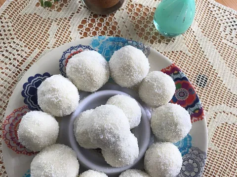 "Kokos kugla" ili "Snježna grudva"