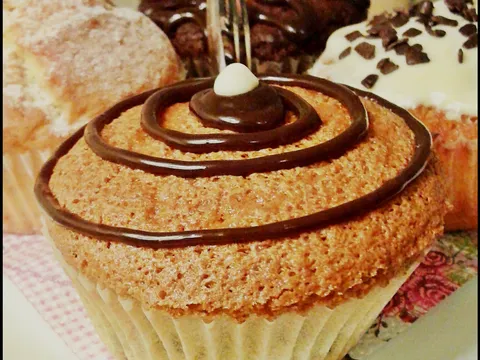 Baileys muffins, lp-l-t-mama