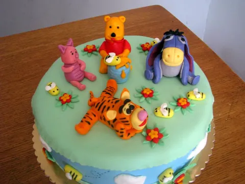 Winnie The Pooh sa ekipom za Doru!!!Dora Sretan Ti Rođendan!!!