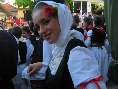 Koncert sa crvenim cirkonom