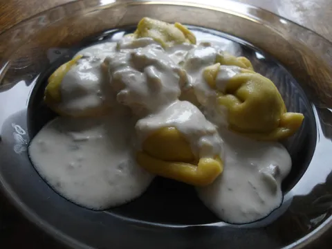 Domaći tortellini punjeni gljivama