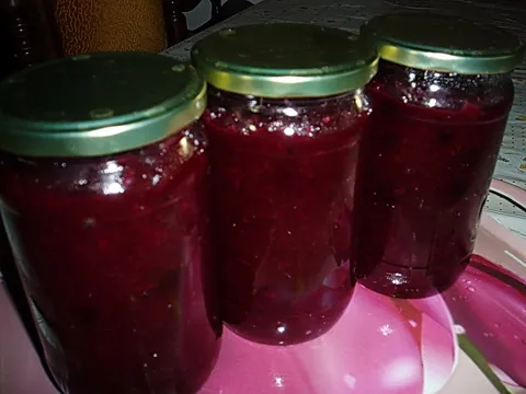 Jabuke i aronija