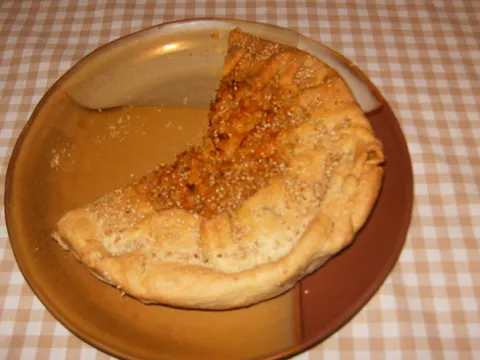 Focaccia al sesamo con riso e zucchine