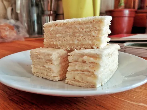 Medena pita