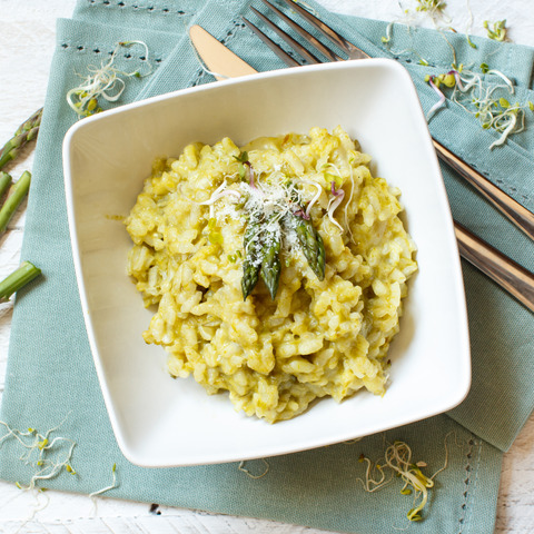 Chřestové risotto se sýrem Taleggio