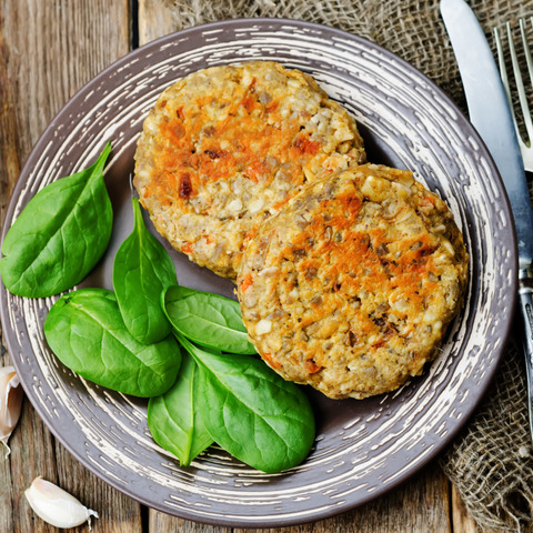 Burger z červené čočky 