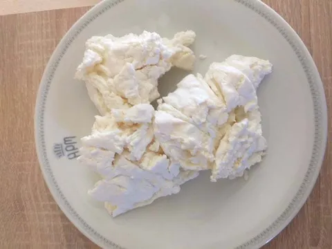 Domaći svježi sir i kajmak