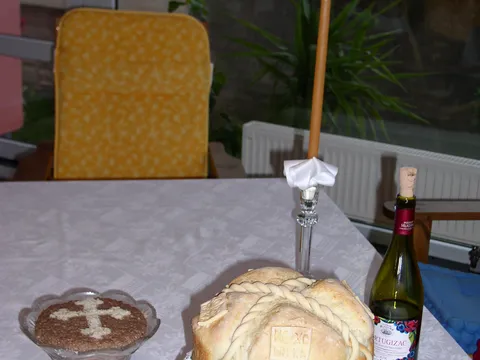 slavski kolač i koljivo