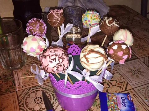 Oreo-nutella cake pops